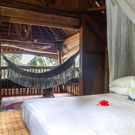 Mentawai Surf Camp Hotel Muarasiberut Exterior photo